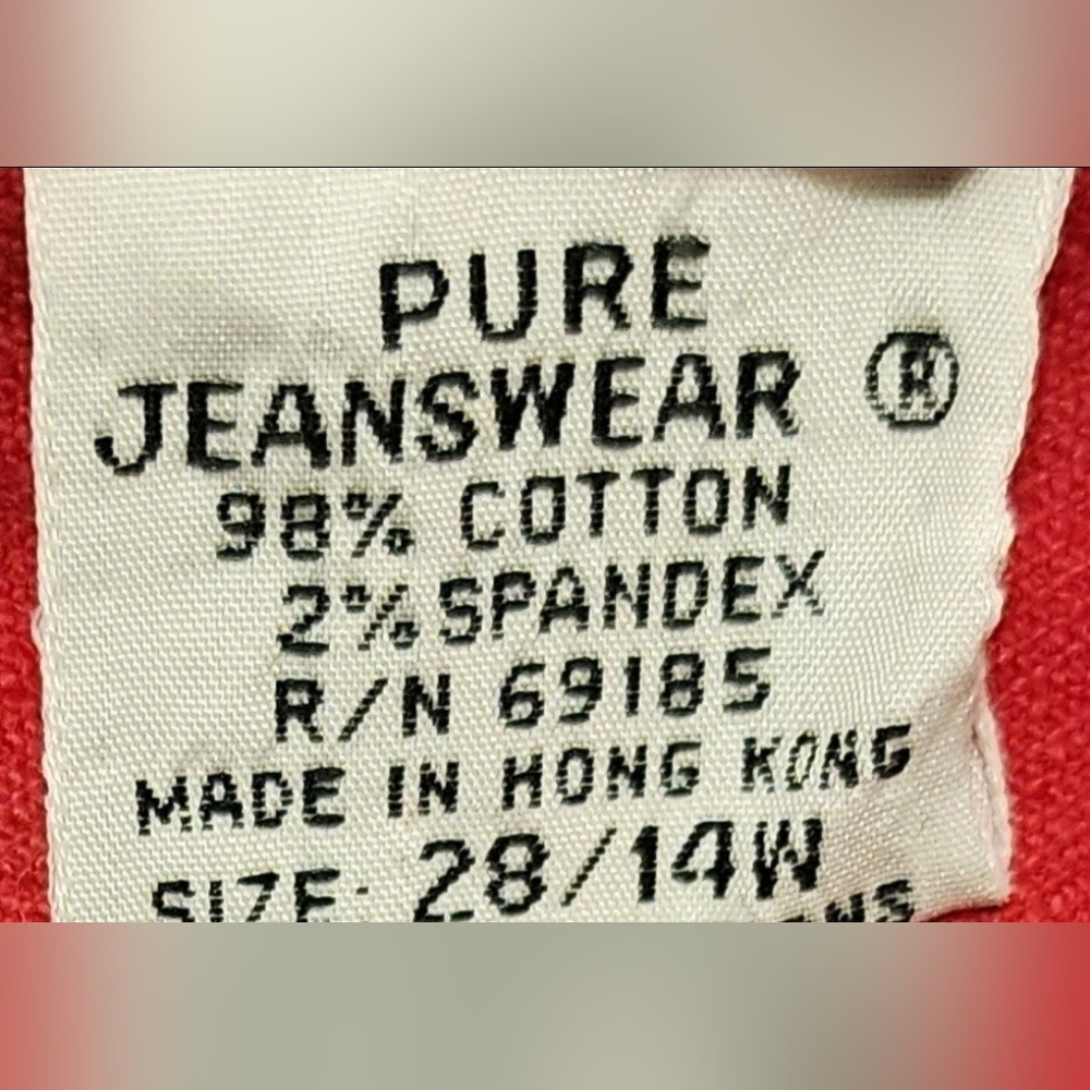 Flash Sale: Women's Red Jeans - Picture 4 of 5